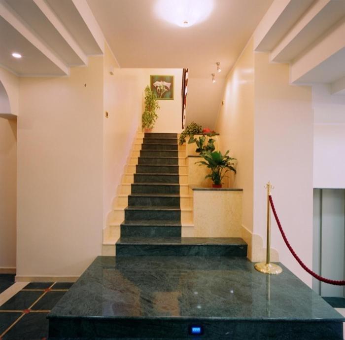 Hotel Paradiso Delle Madonie Кастелбуоно Екстериор снимка